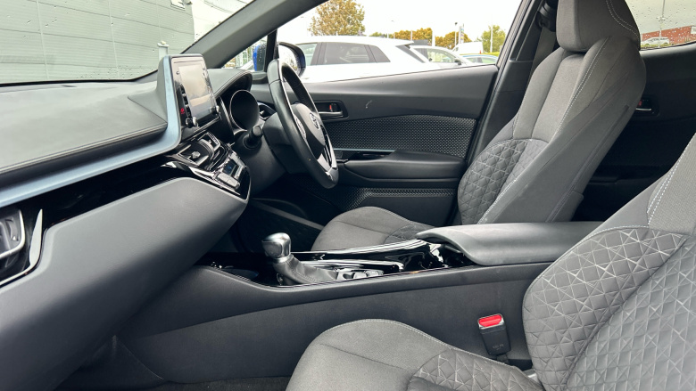 Toyota C-HR 1.8 Hybrid Design 5dr CVT Hybrid Hatchback